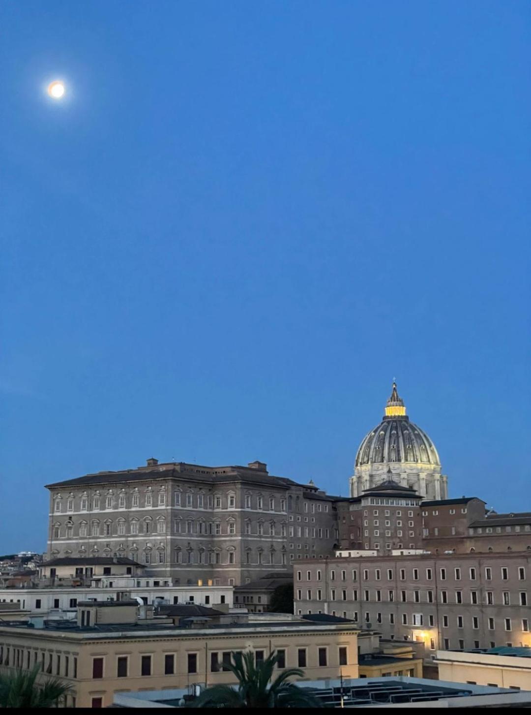 R.C. Vatican View Rome Bagian luar foto